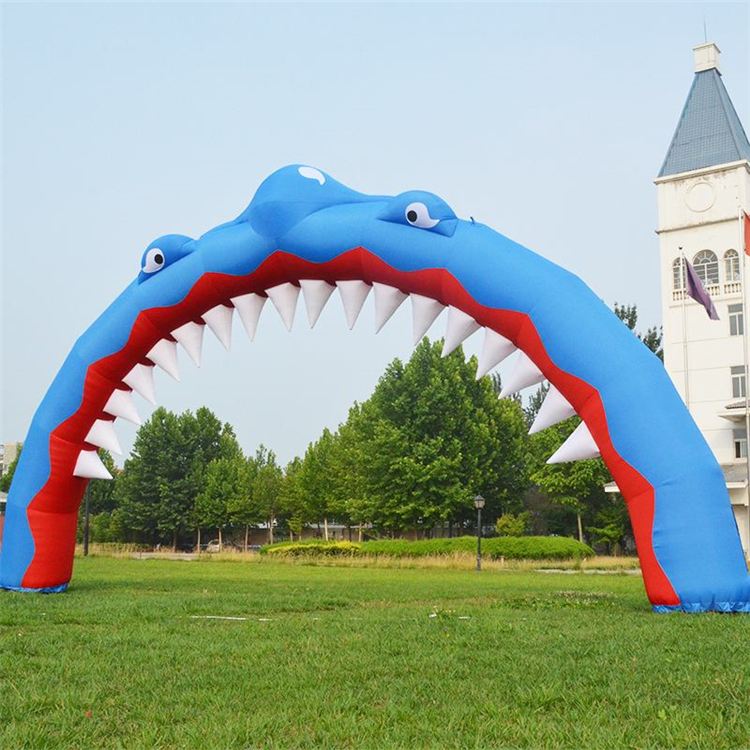 桂平鲨鱼广告拱门